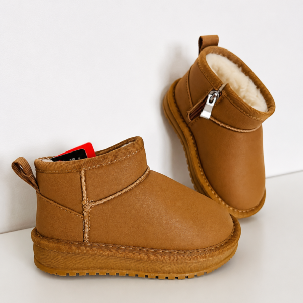 Ugg stiliaus aulinukai